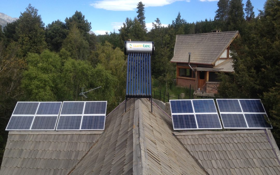 Paneles solares conectado a red eléctrica en Radal I