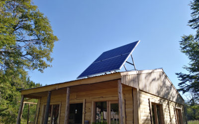 Instalación de generador solar off grid en Mallin Ahogado, El Bolsón