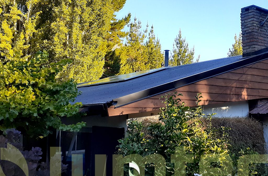 Instalación de un sistema solar en Lago Puelo